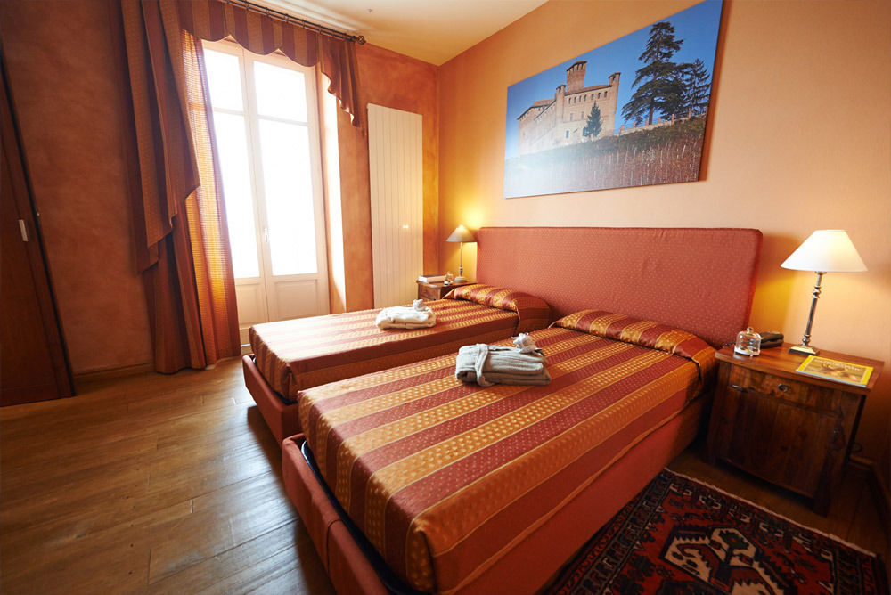 Felicin - Ristorante Albergo "Dimora Storica" Monforte D'Alba Luaran gambar