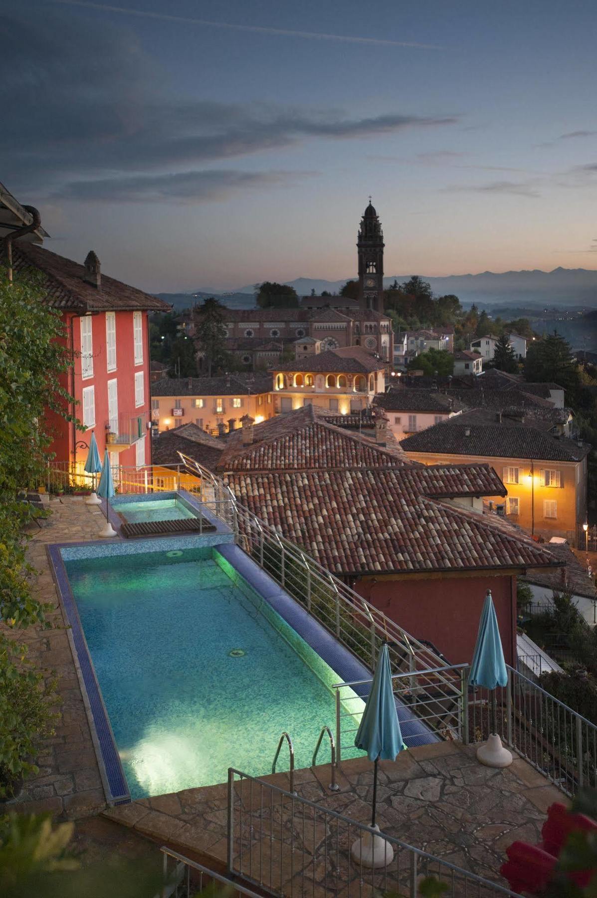 Felicin - Ristorante Albergo "Dimora Storica" Monforte D'Alba Luaran gambar