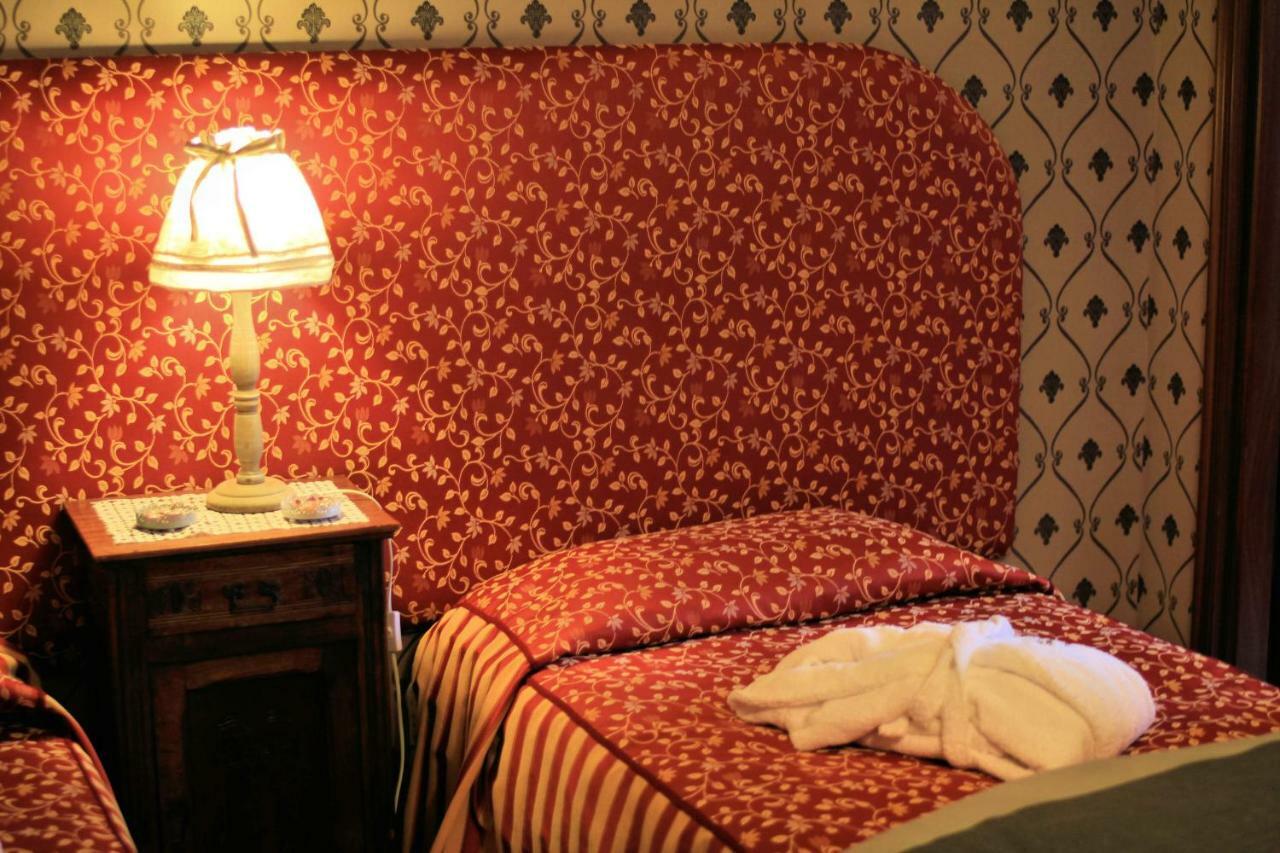 Felicin - Ristorante Albergo "Dimora Storica" Monforte D'Alba Luaran gambar